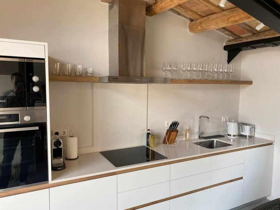 Velo Vern 3 Luxury Penthouse W Views Of City Wall Жерона Екстер'єр фото