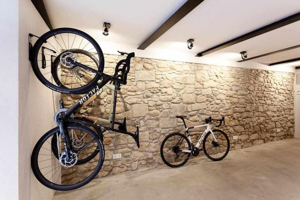 Velo Vern 3 Luxury Penthouse W Views Of City Wall Жерона Екстер'єр фото
